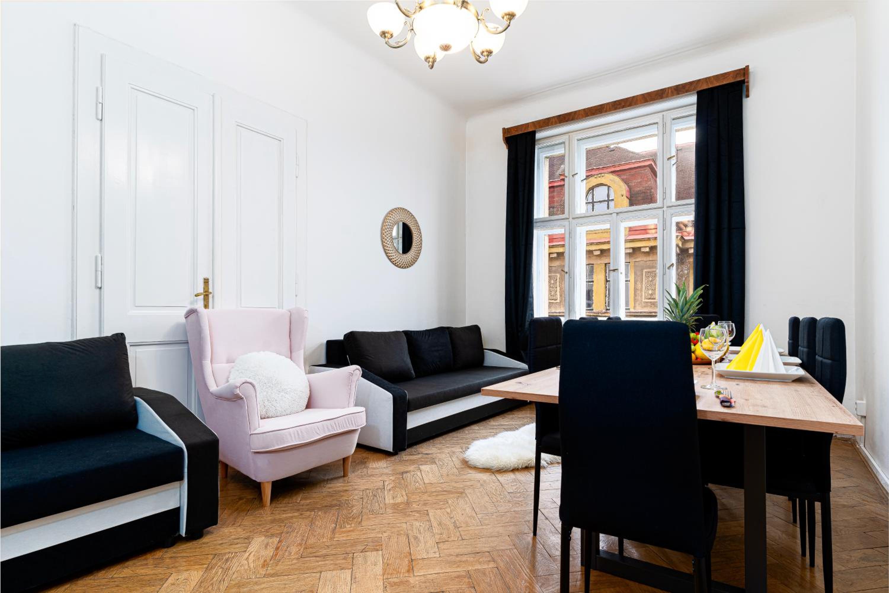 Victory Deluxe Suite