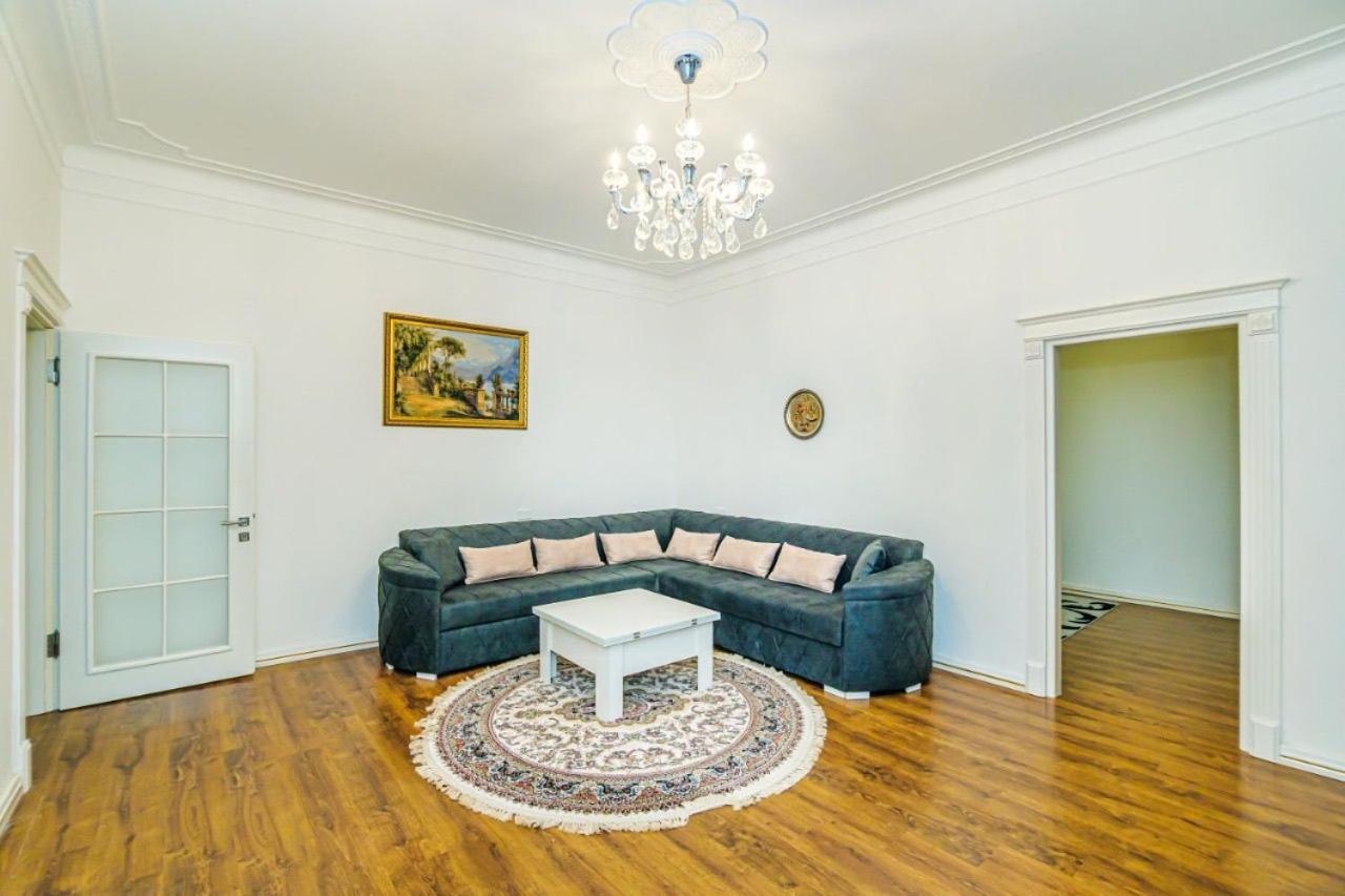 City Center Apartment