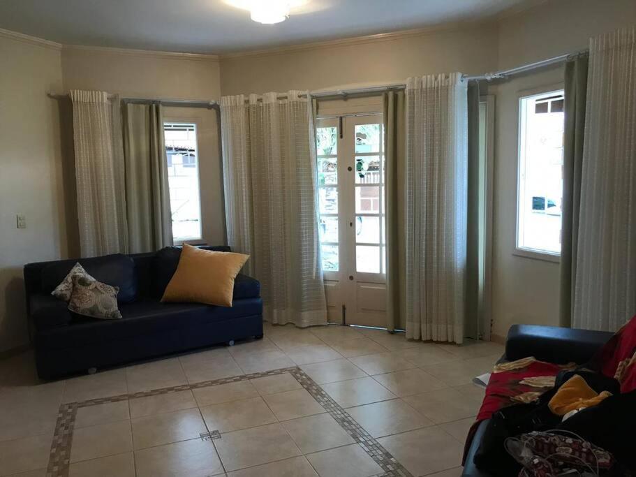Casa Linda com Piscina