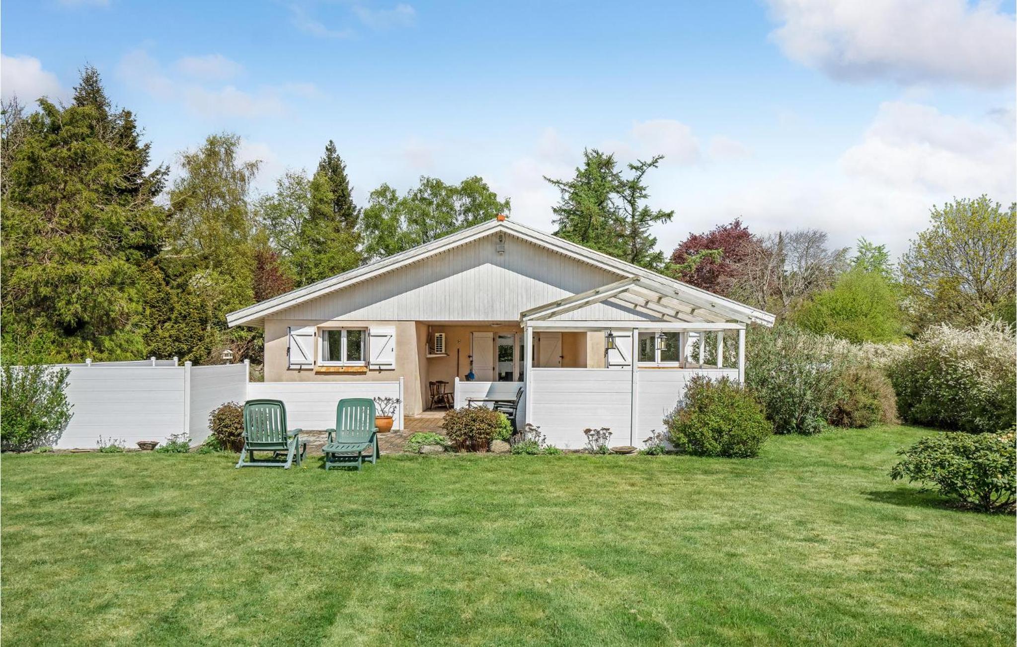 Nice Home In Rørvig With Kitchen