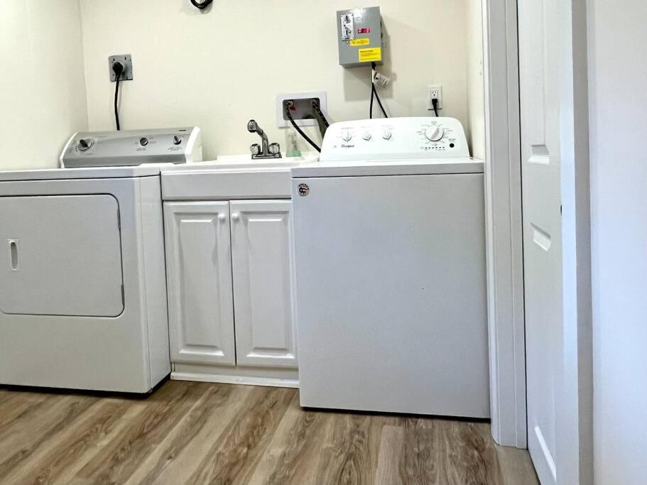Entire Back Basement Apartment in Toronto