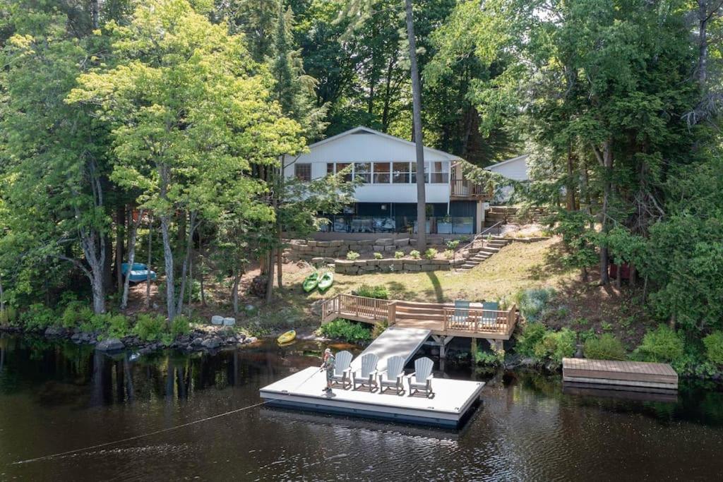 4Bdrm Muskoka Retreat, Fire Table, Games, Netflix