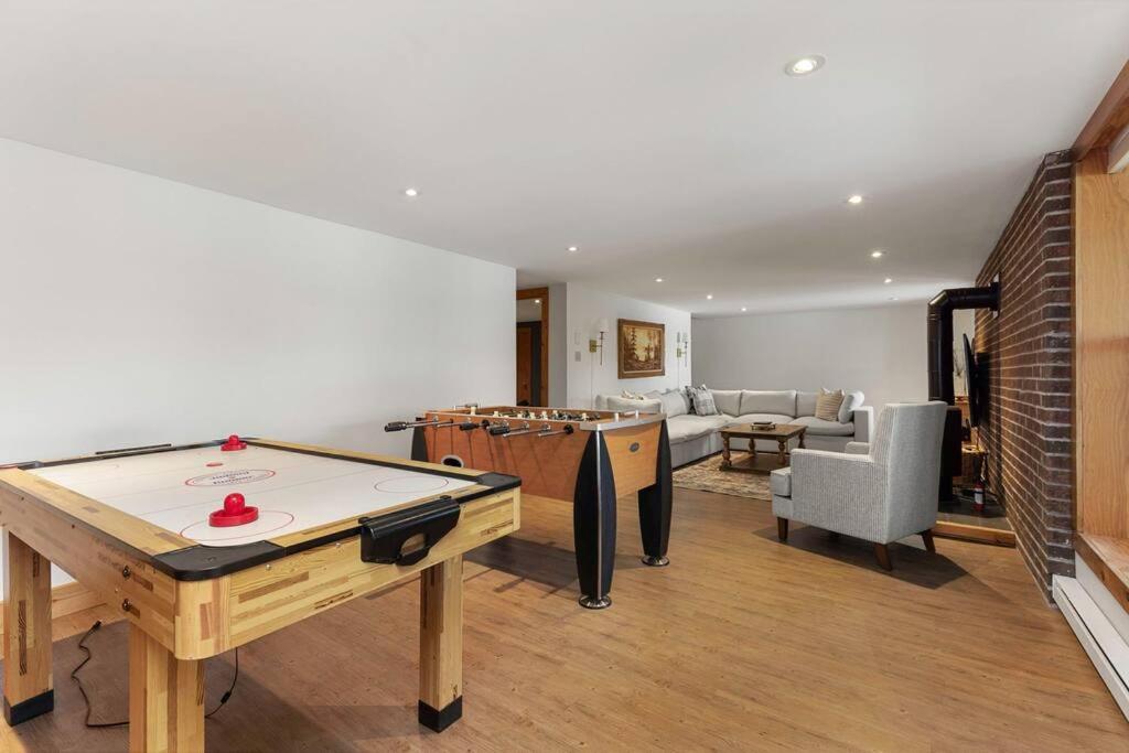 4Bdrm Muskoka Retreat, Fire Table, Games, Netflix