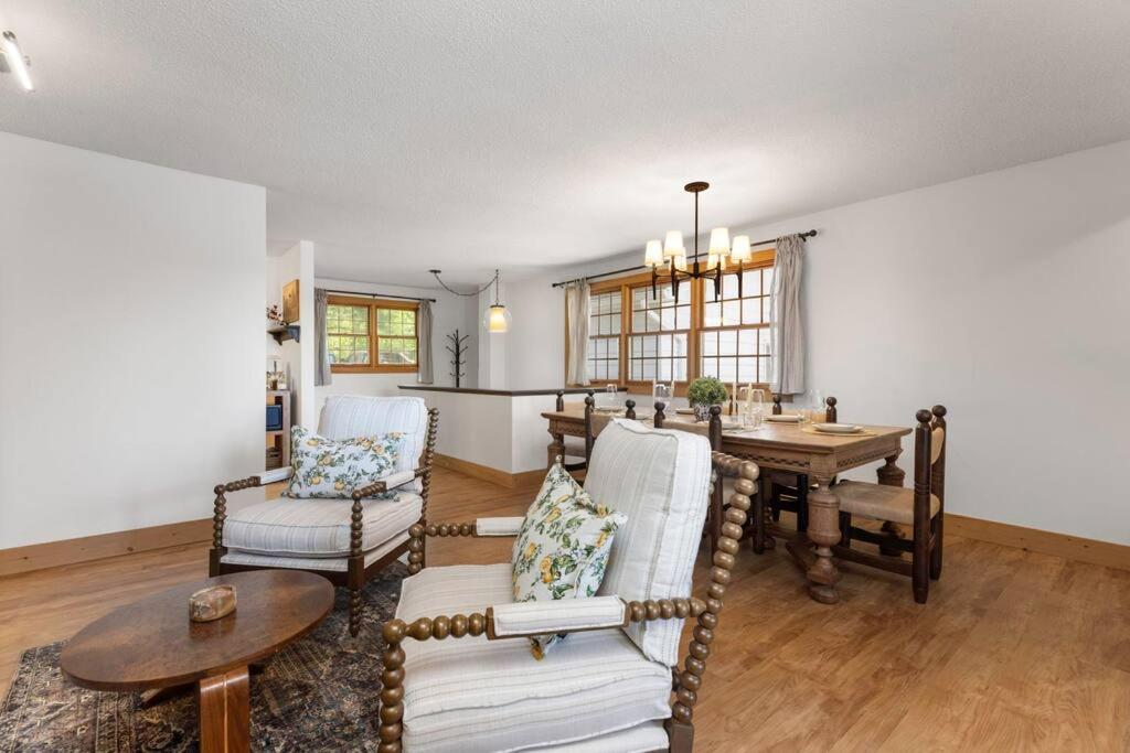 4Bdrm Muskoka Retreat, Fire Table, Games, Netflix