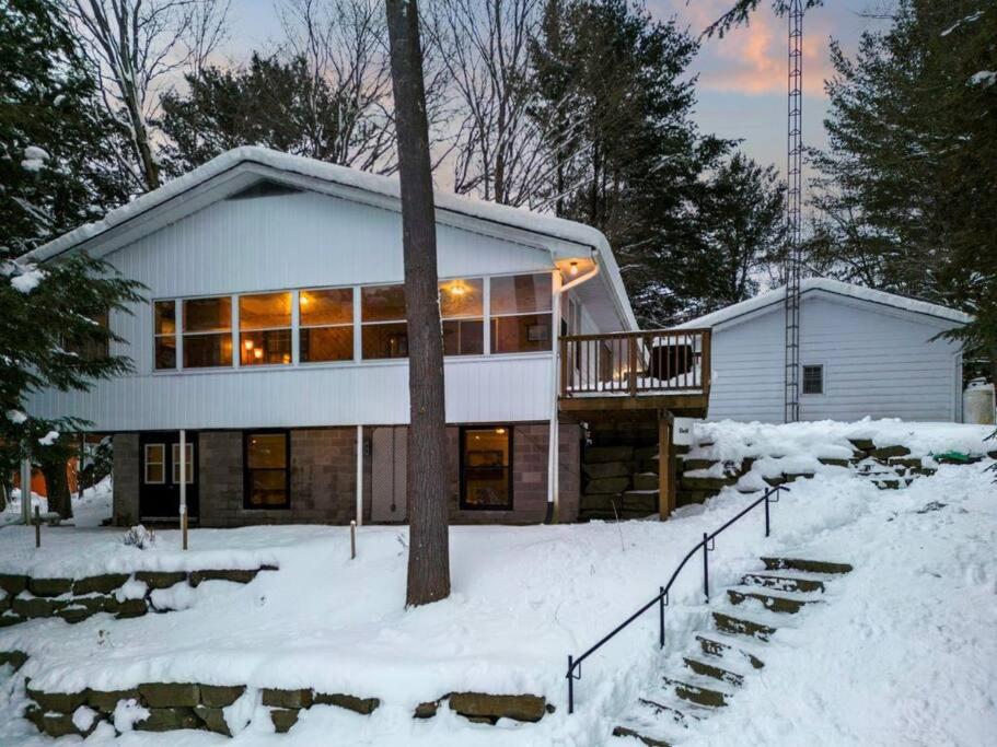 4Bdrm Muskoka Retreat, Fire Table, Games, Netflix