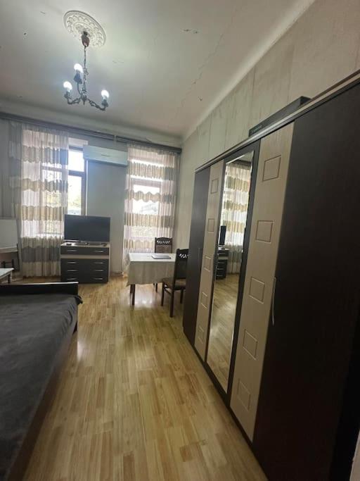Cozy Stay in Central Baku