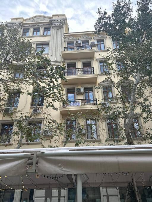 Cozy Stay in Central Baku