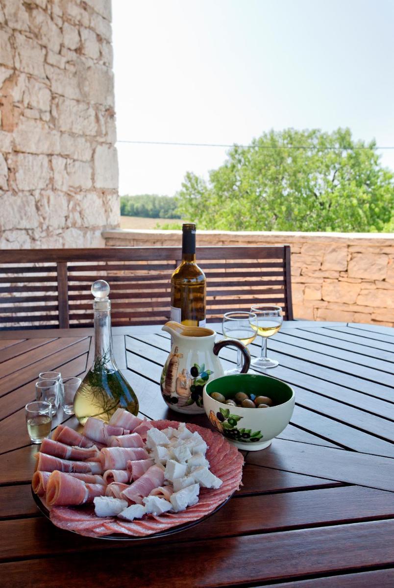 Holiday Home Stancija Becic view 4
