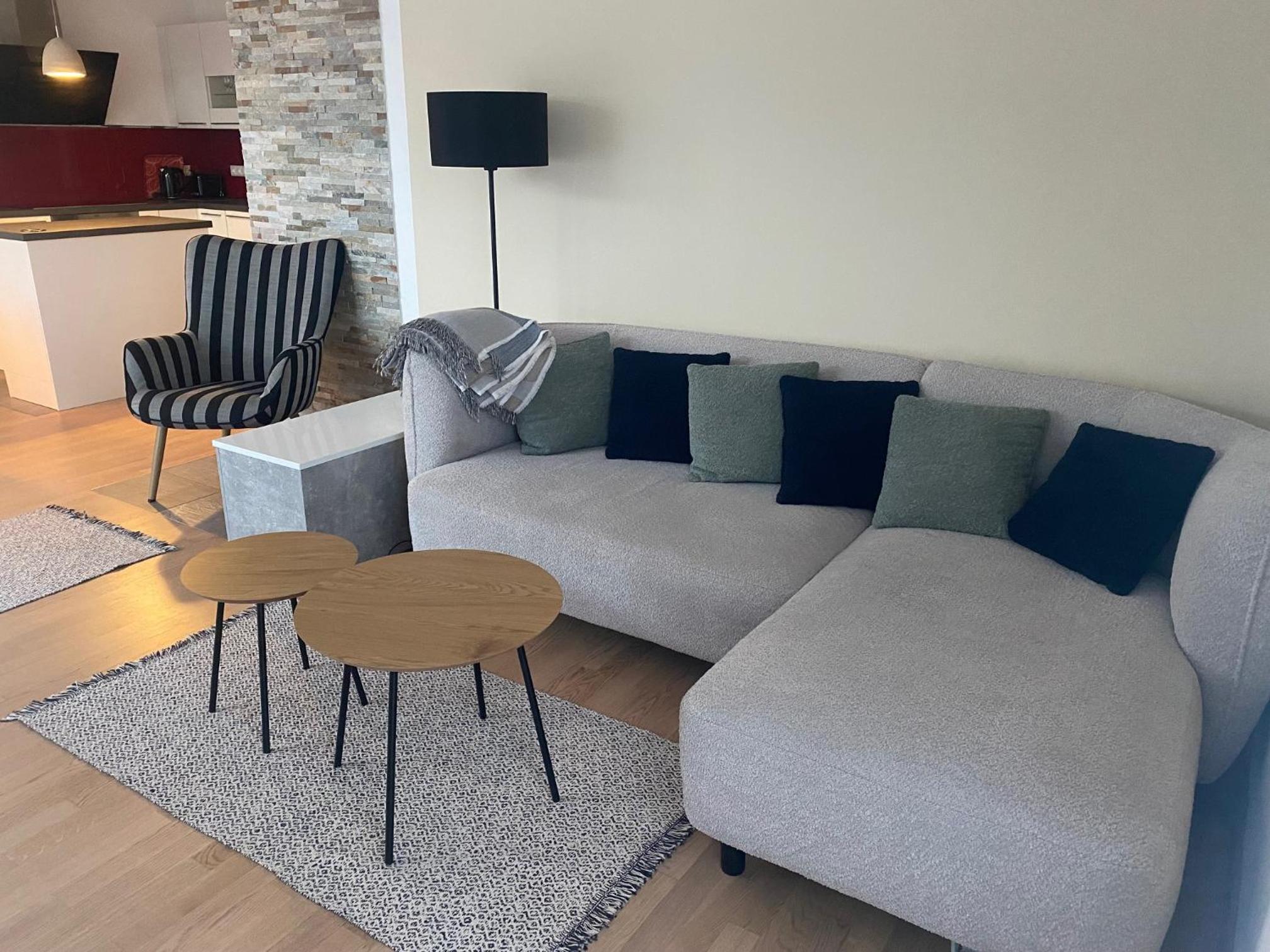 Burgblick Villach Haus FUX-immo, 10min zum Skifahren, 10 min zum See, rundherum Wandern und Radeln