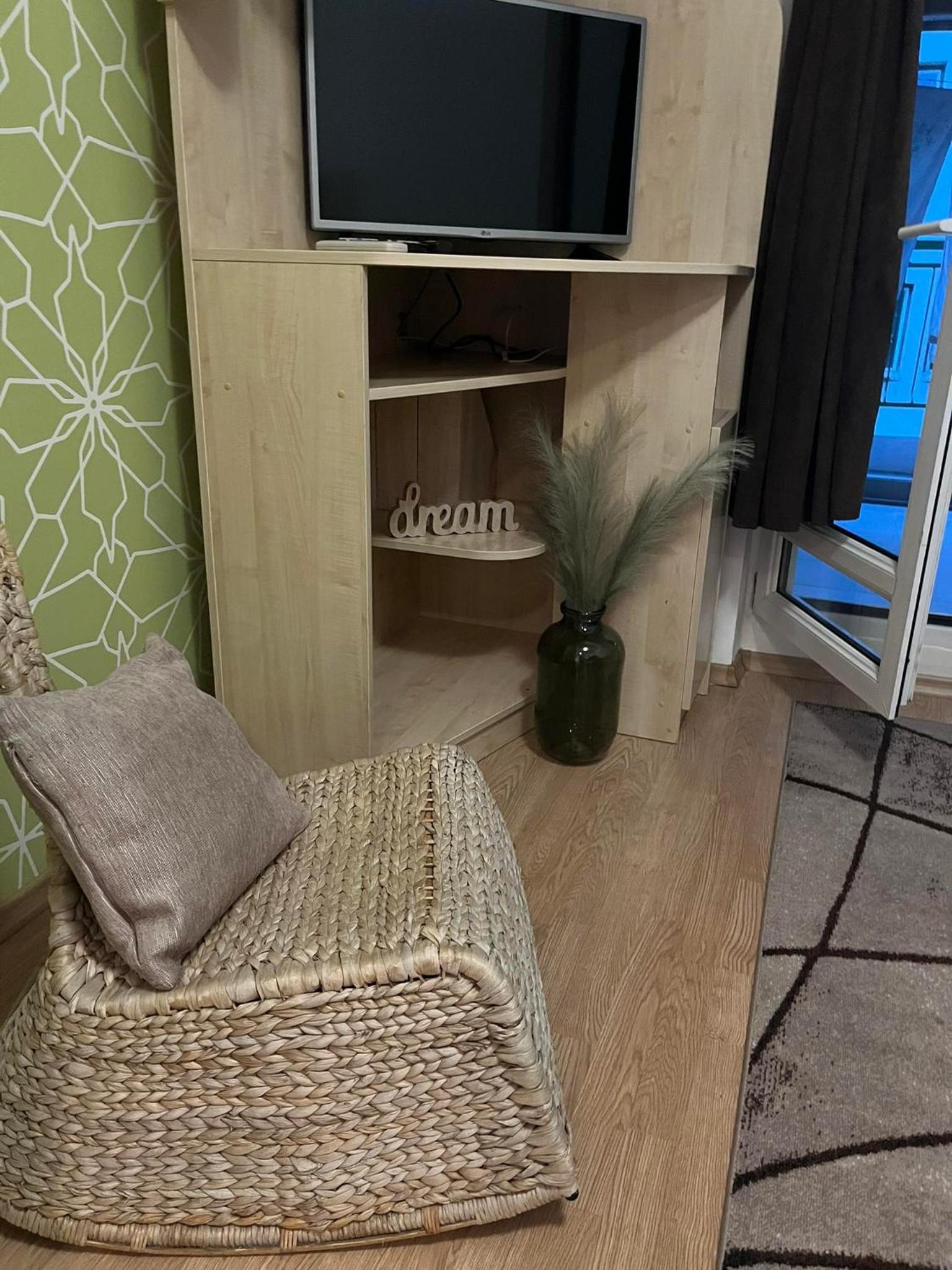 Cosy Sea View Apartment with Terrace 2 min from Beach Lazur Burgas