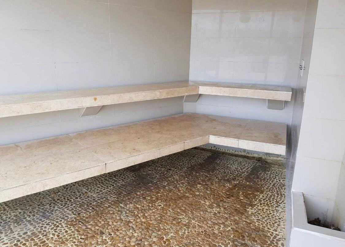 Amplios Aptos de Lujo Frente a la Playa a 5 Minutos del Centro y del Aeropuerto, en Edificio con Piscina, Jacuzzi, Sauna, Gimnasio, Turco y Seguridad las 2