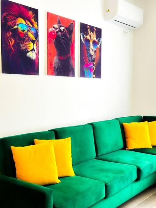 Luxury 2BR Urban Retreat