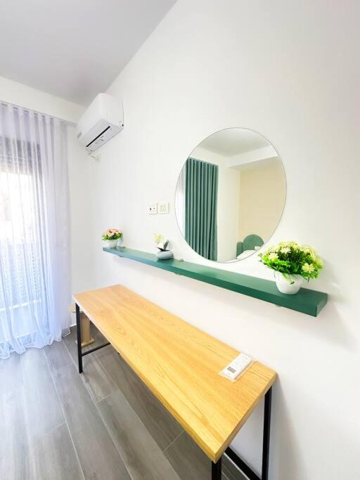 Luxury 2BR Urban Retreat