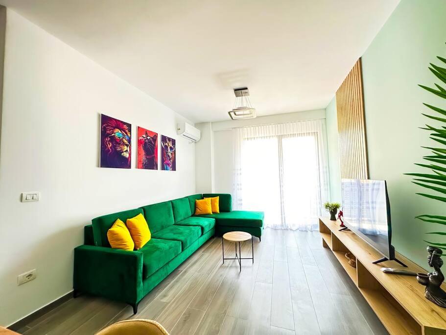 Luxury 2BR Urban Retreat