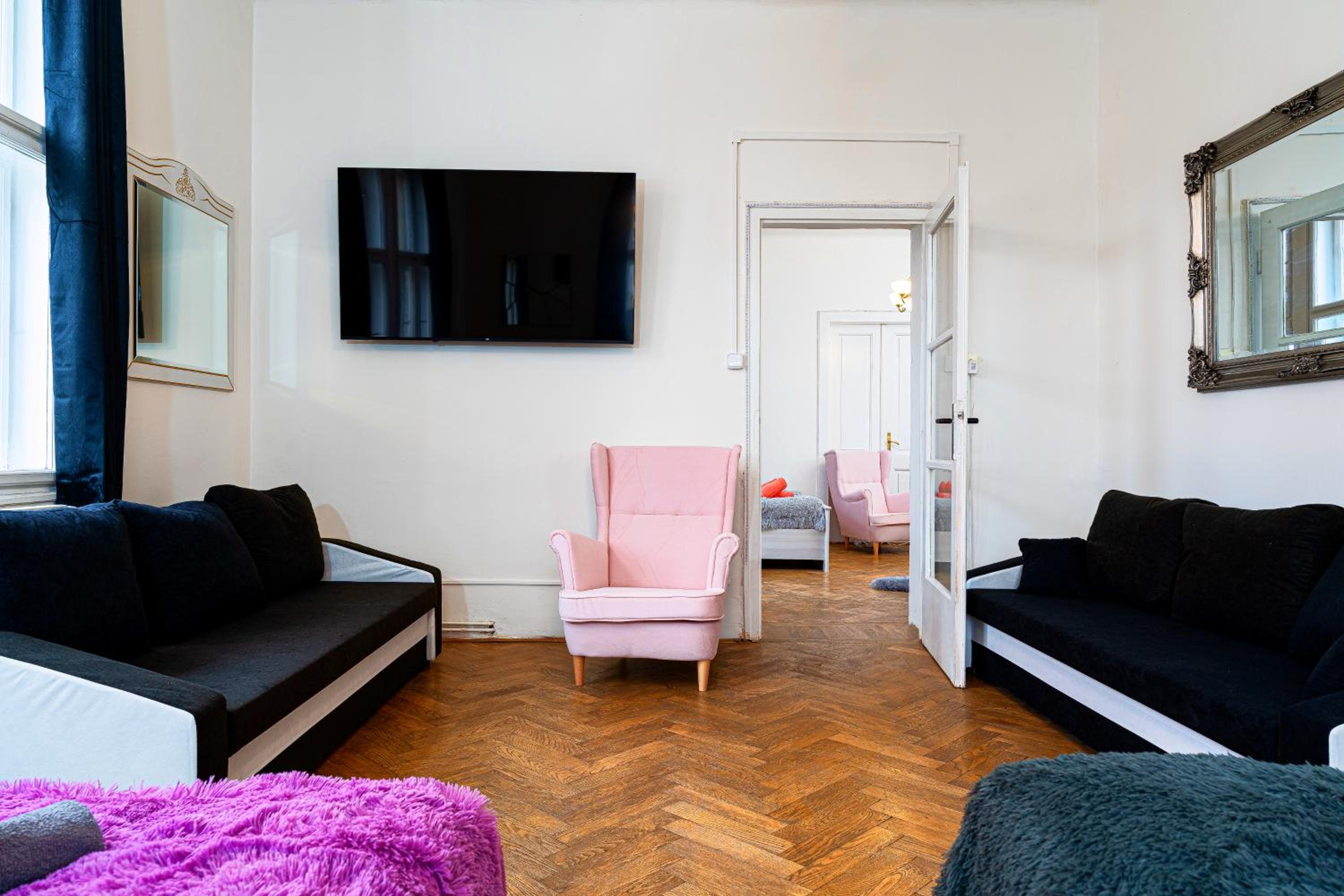 Victory Deluxe Suite