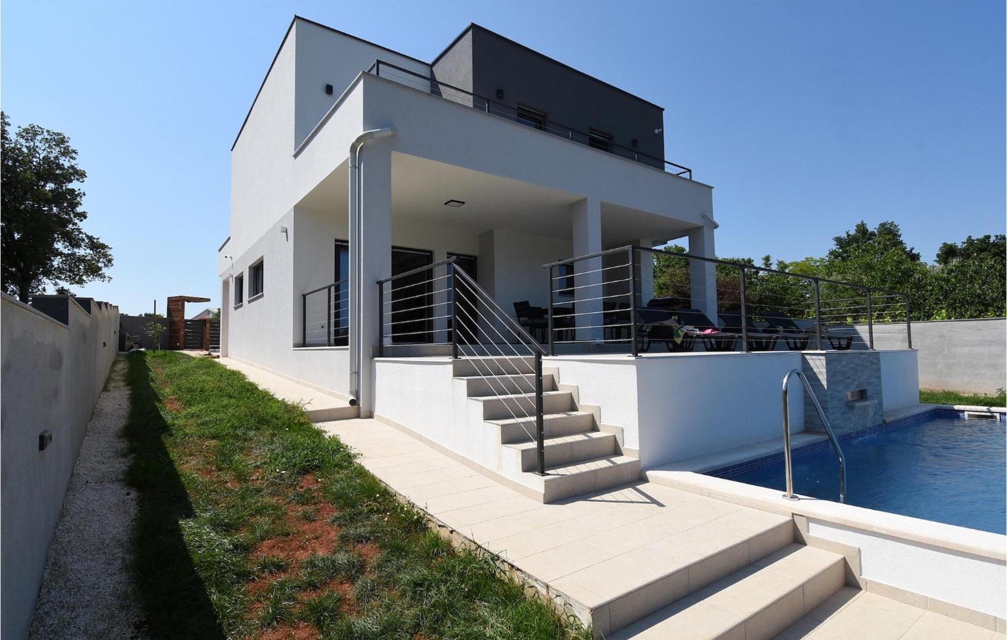 Villa Tara