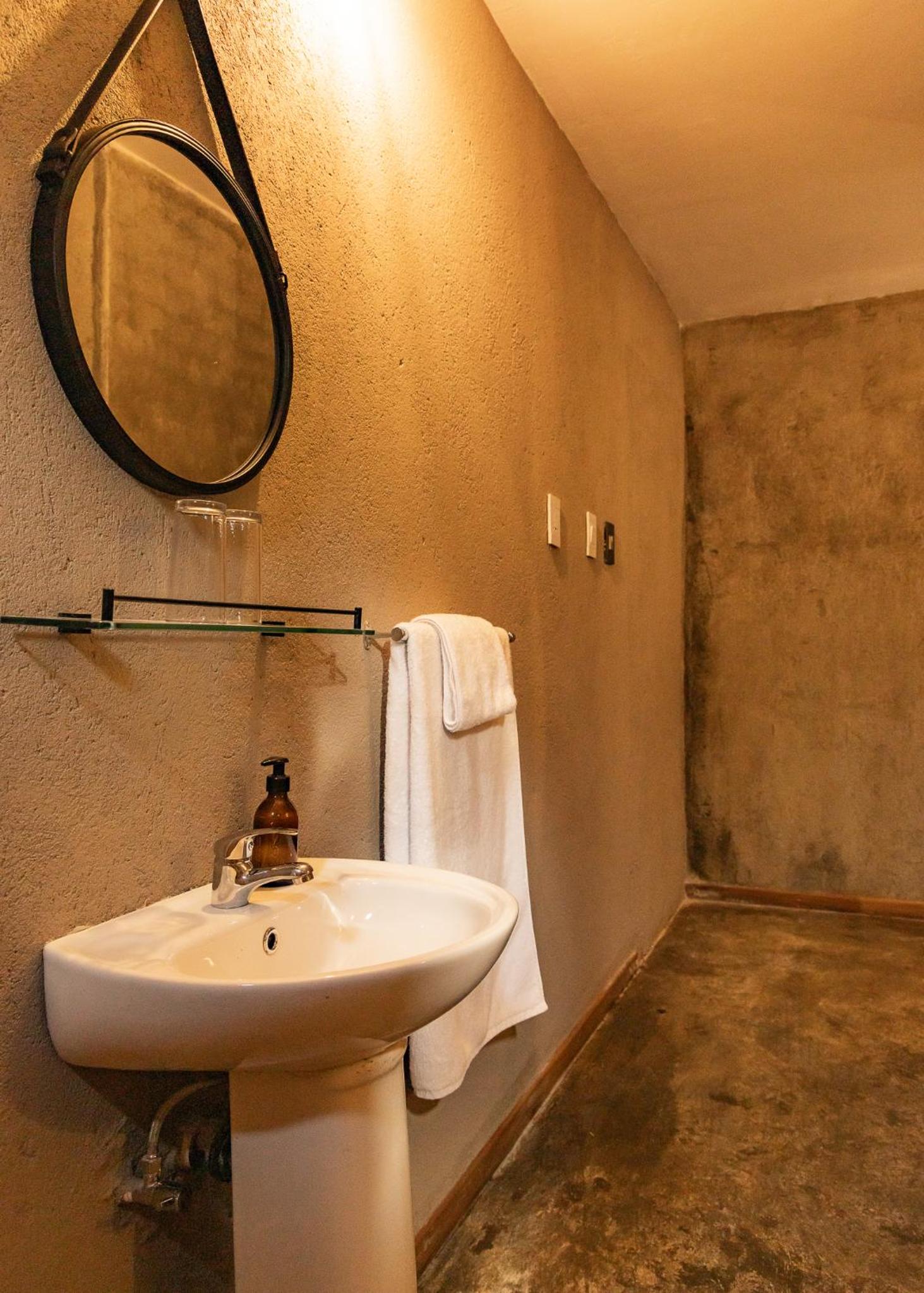 Chobe House Villa and Chalets