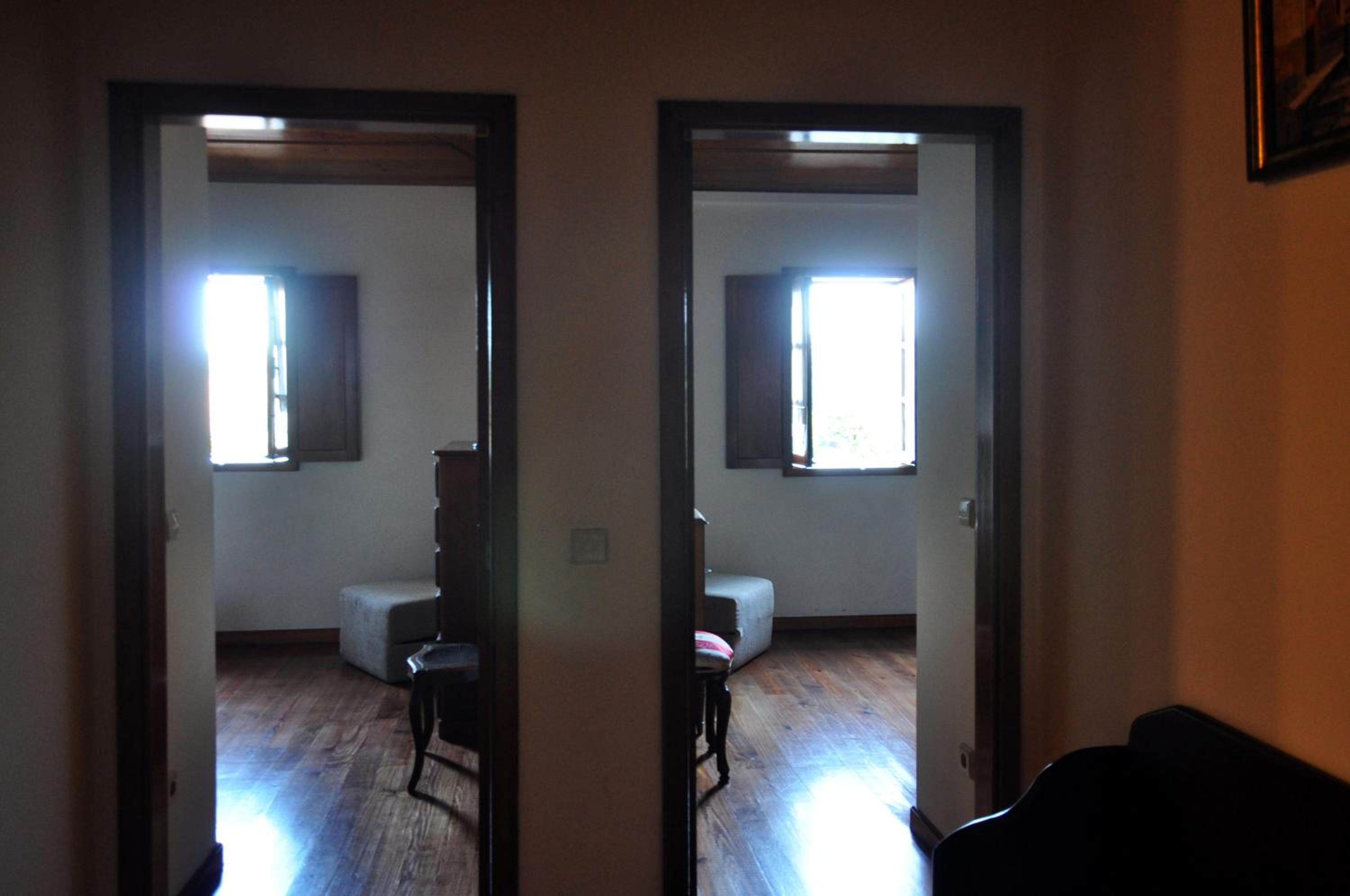 Casa de Fora view 2