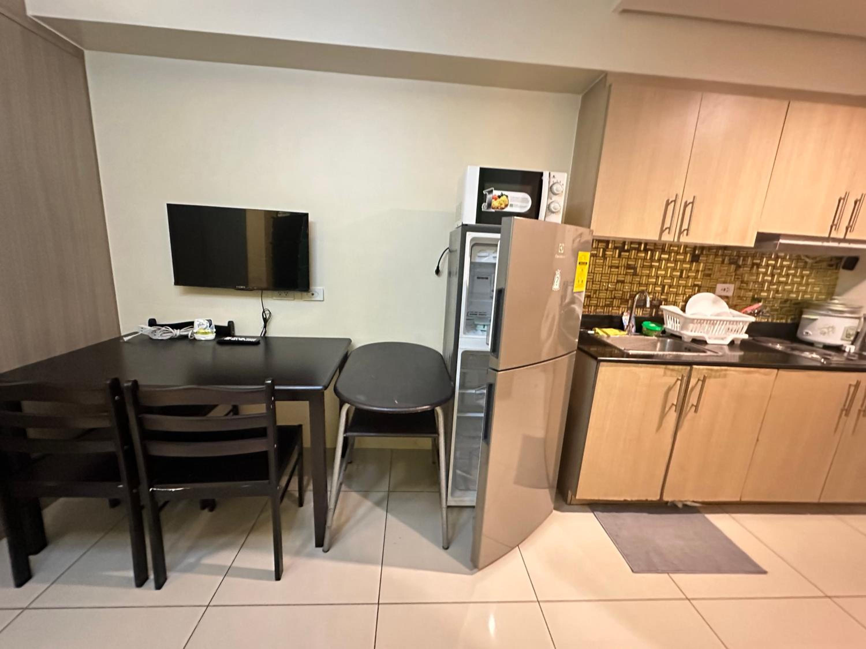 Lanz staycation breeze residences view 5