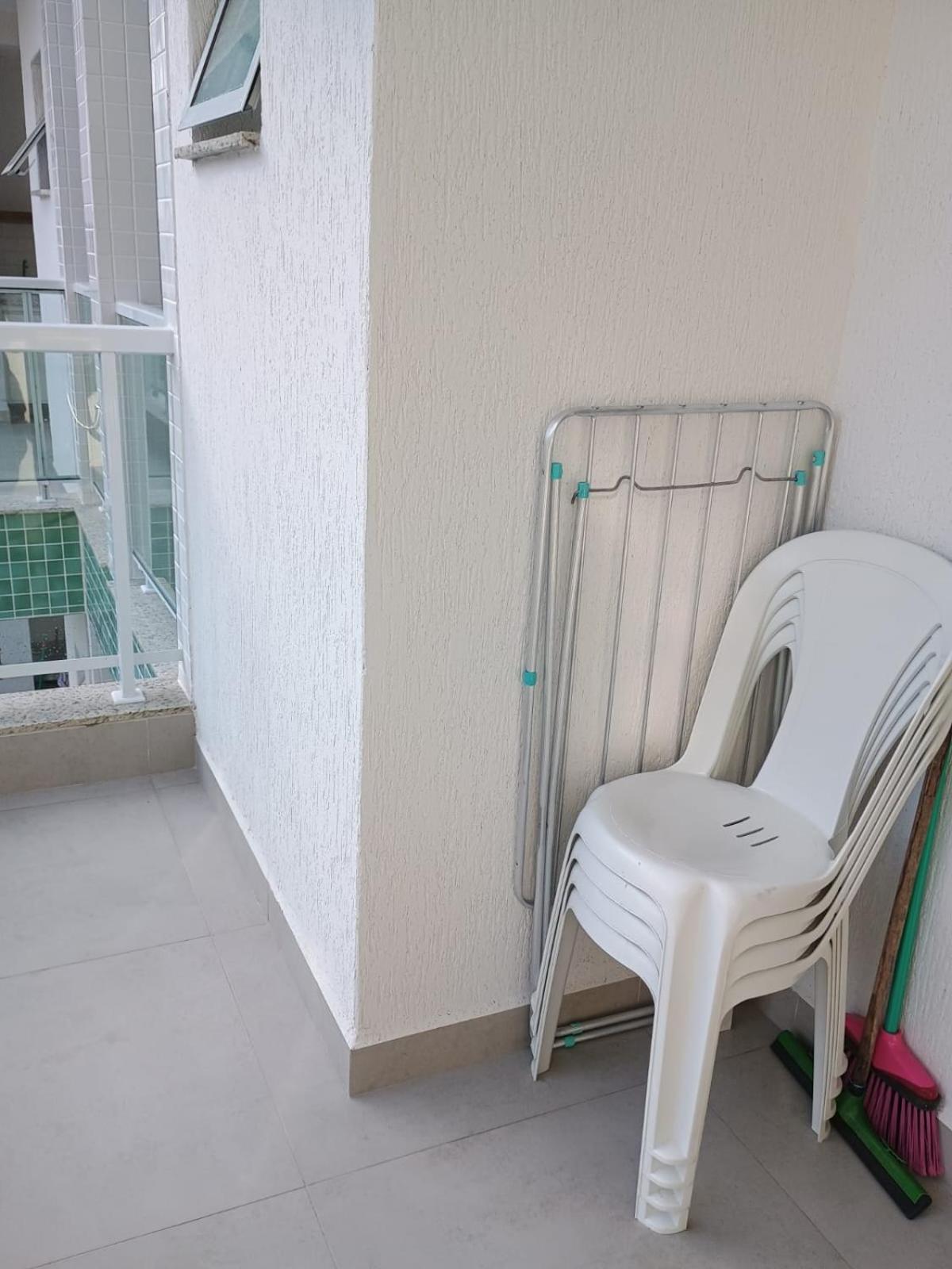 Apartamento 29 aconchegante de 1 quarto na PRAIA GRANDE, recém construido