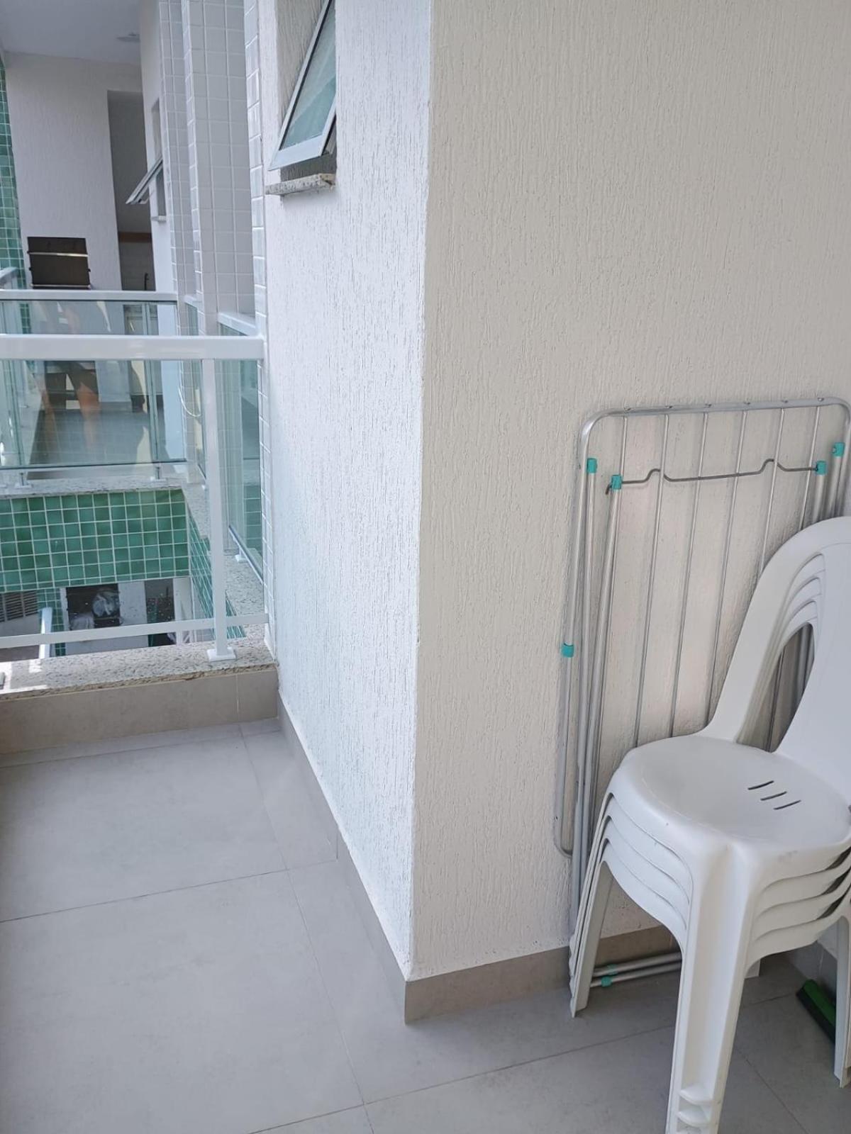 Apartamento 29 aconchegante de 1 quarto na PRAIA GRANDE, recém construido
