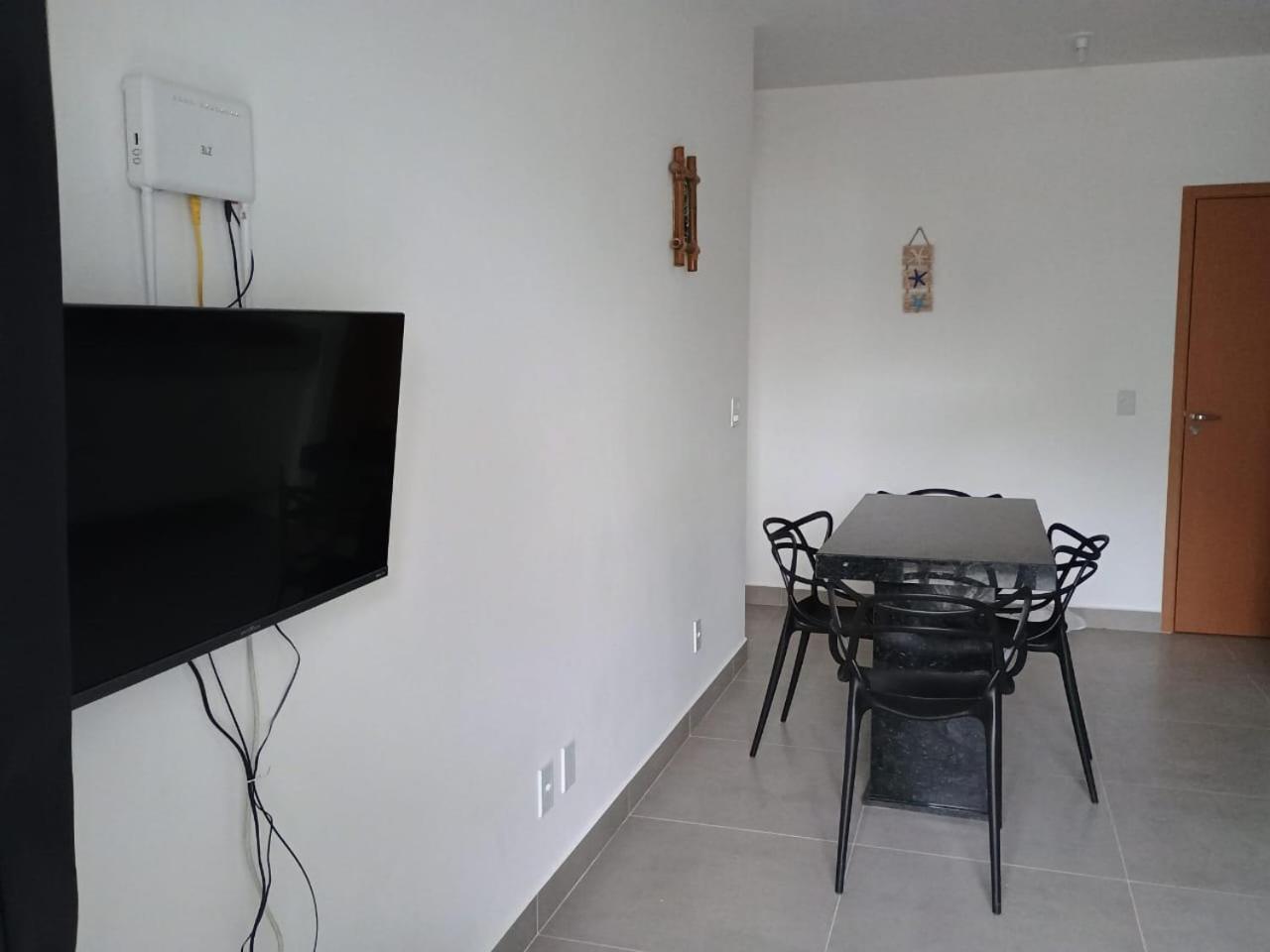 Apartamento 29 aconchegante de 1 quarto na PRAIA GRANDE, recém construido