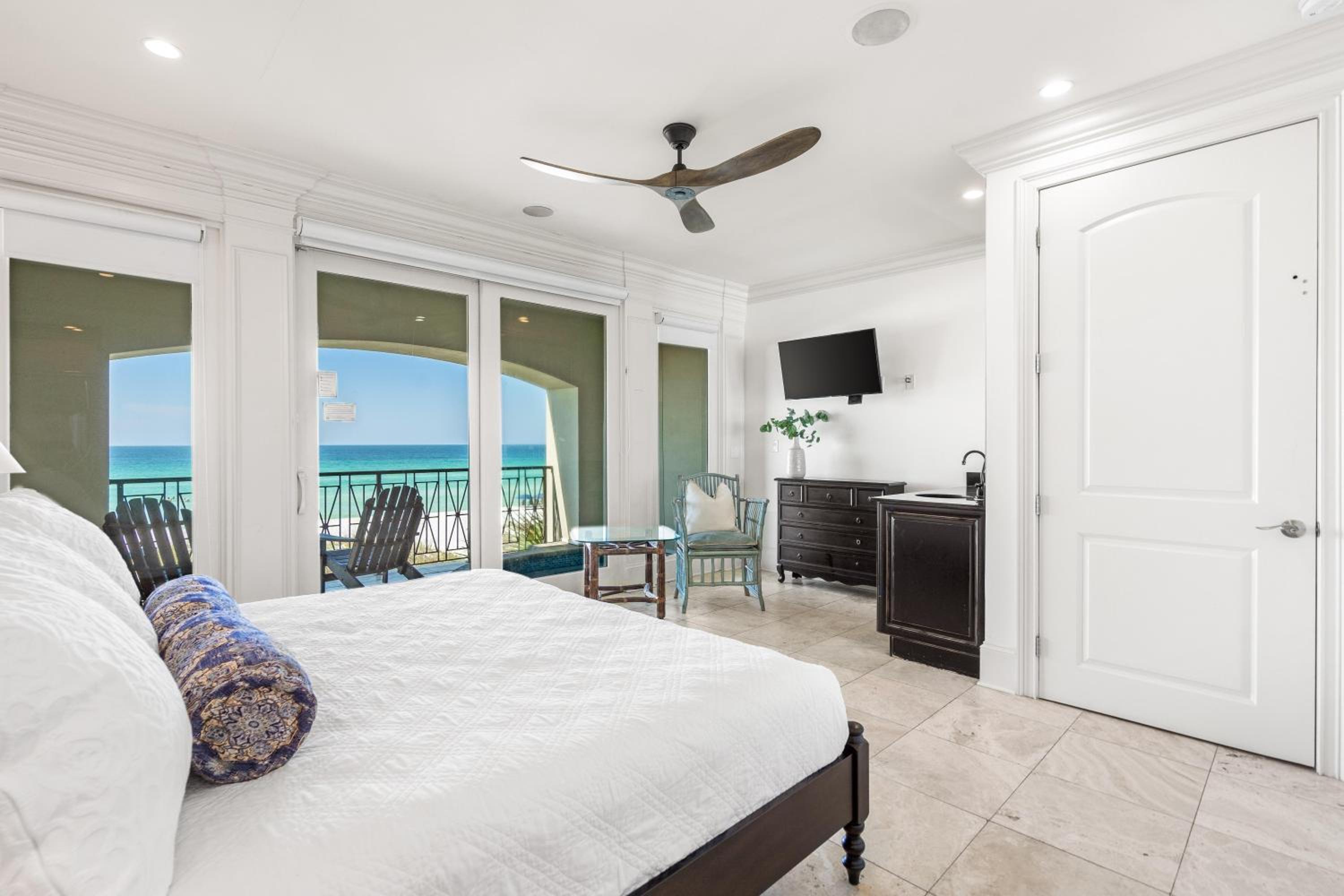 Seaside Treasure-ON GULF-FRANGISTA BEACH
