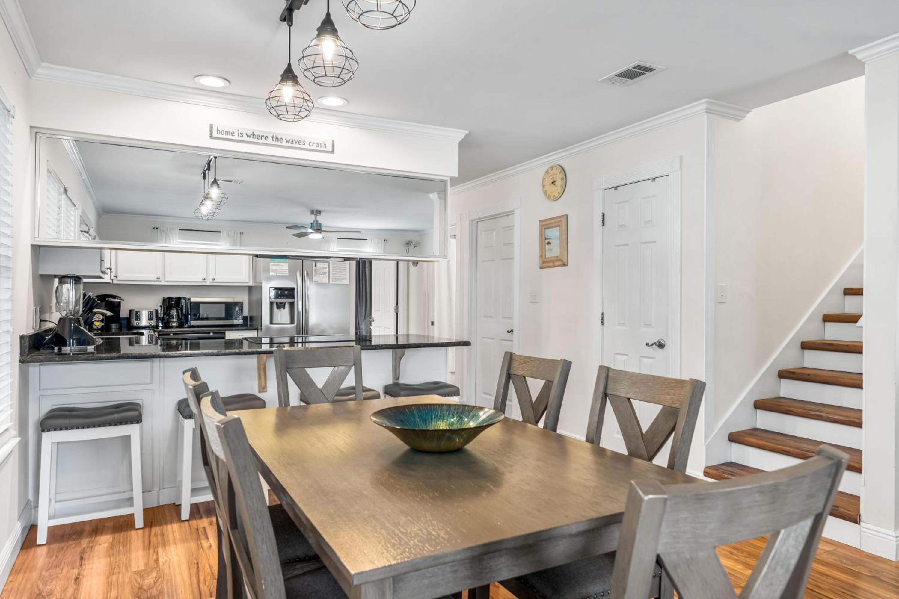 Destin Dreaming -Crystal Beach-Pool-Golf Cart-Carriage House