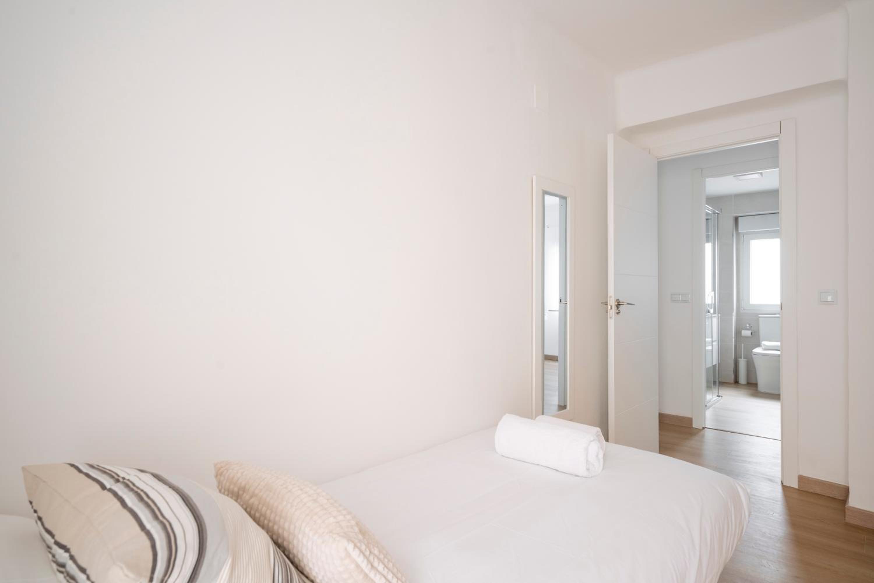 Fleming Suites junto Plaza Toros