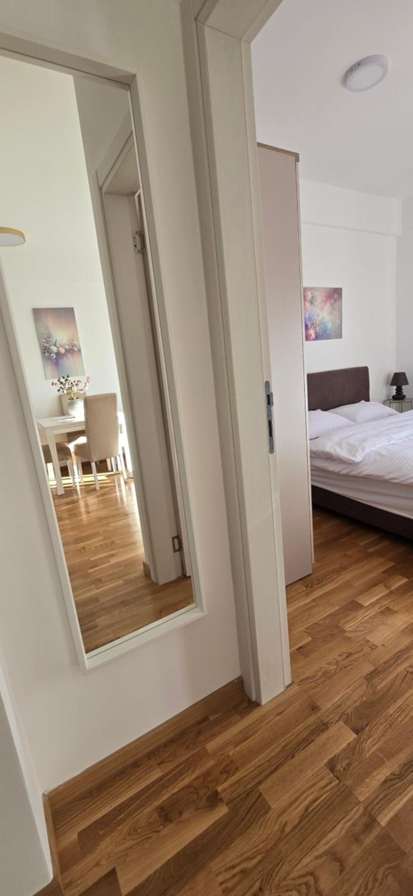 Zoya Apartment