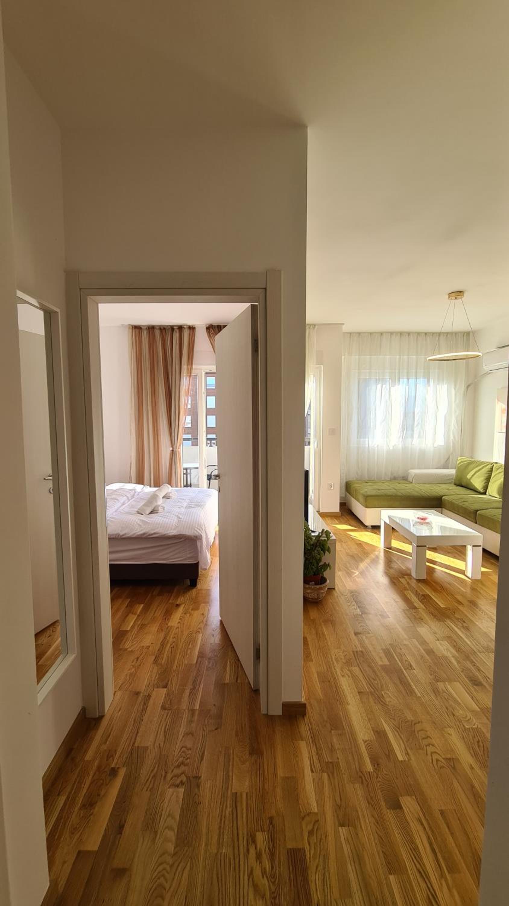 Zoya Apartment