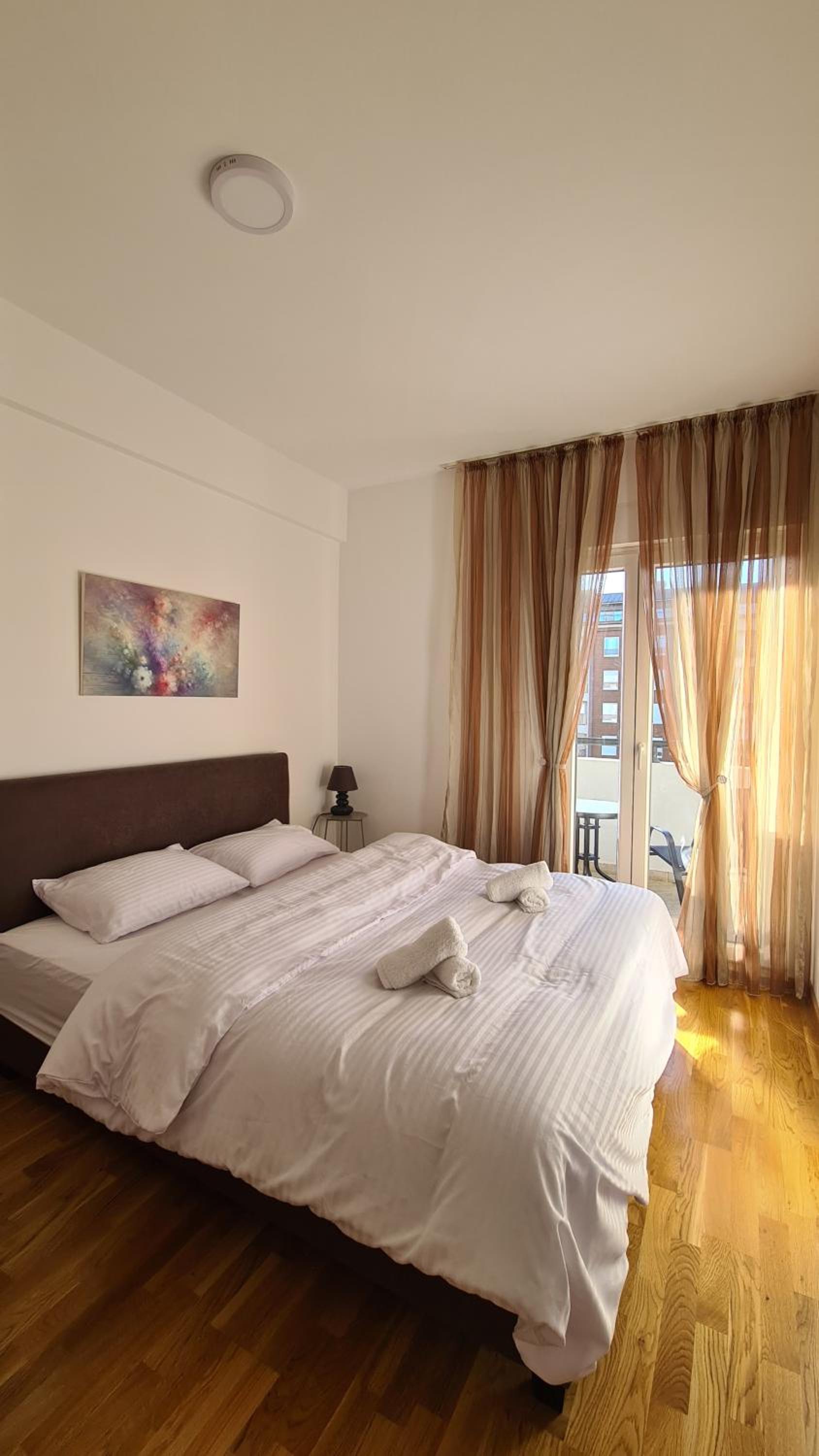 Zoya Apartment