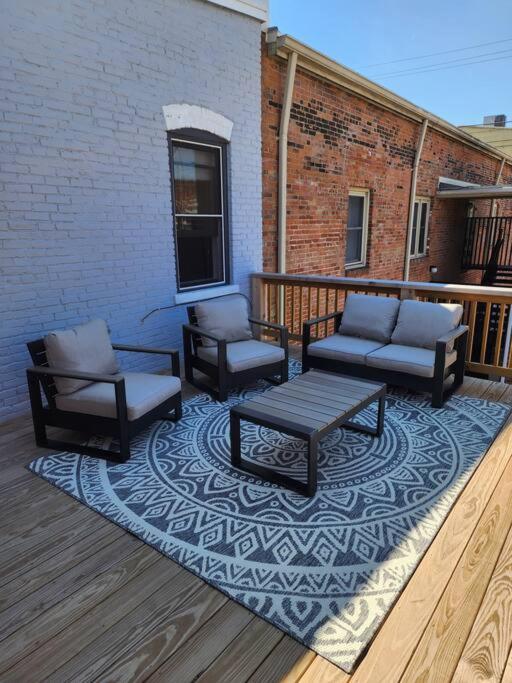Upscale Downtown 2BR, Private Deck, Full Kitchen view 5