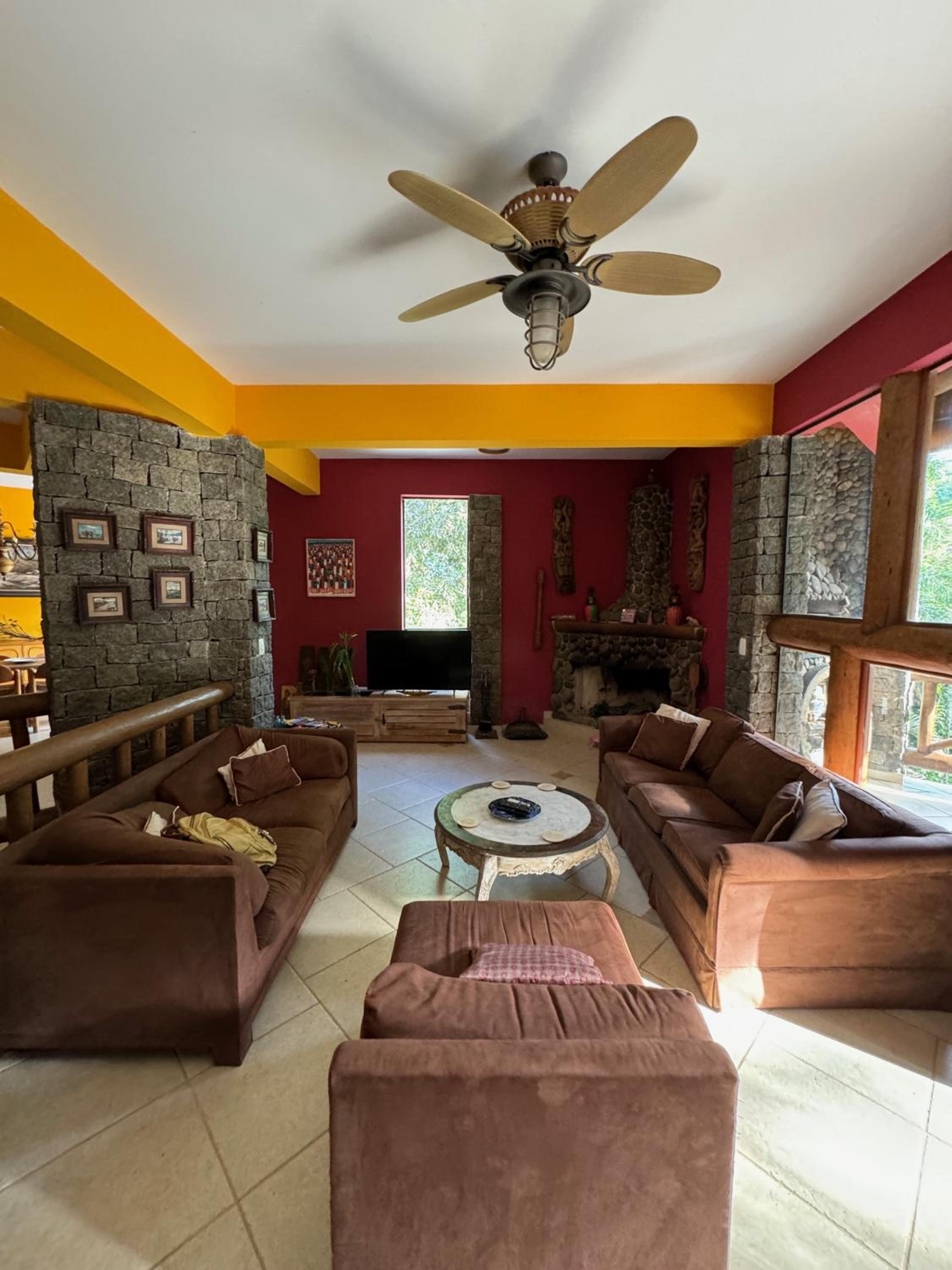 Villa Cachoeira da Rocha