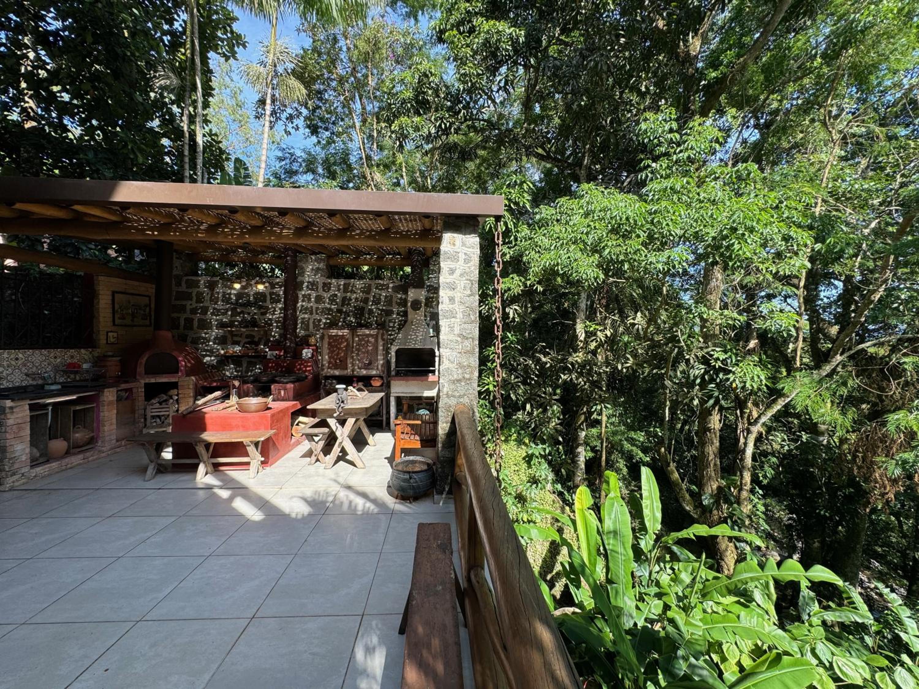 Villa Cachoeira da Rocha