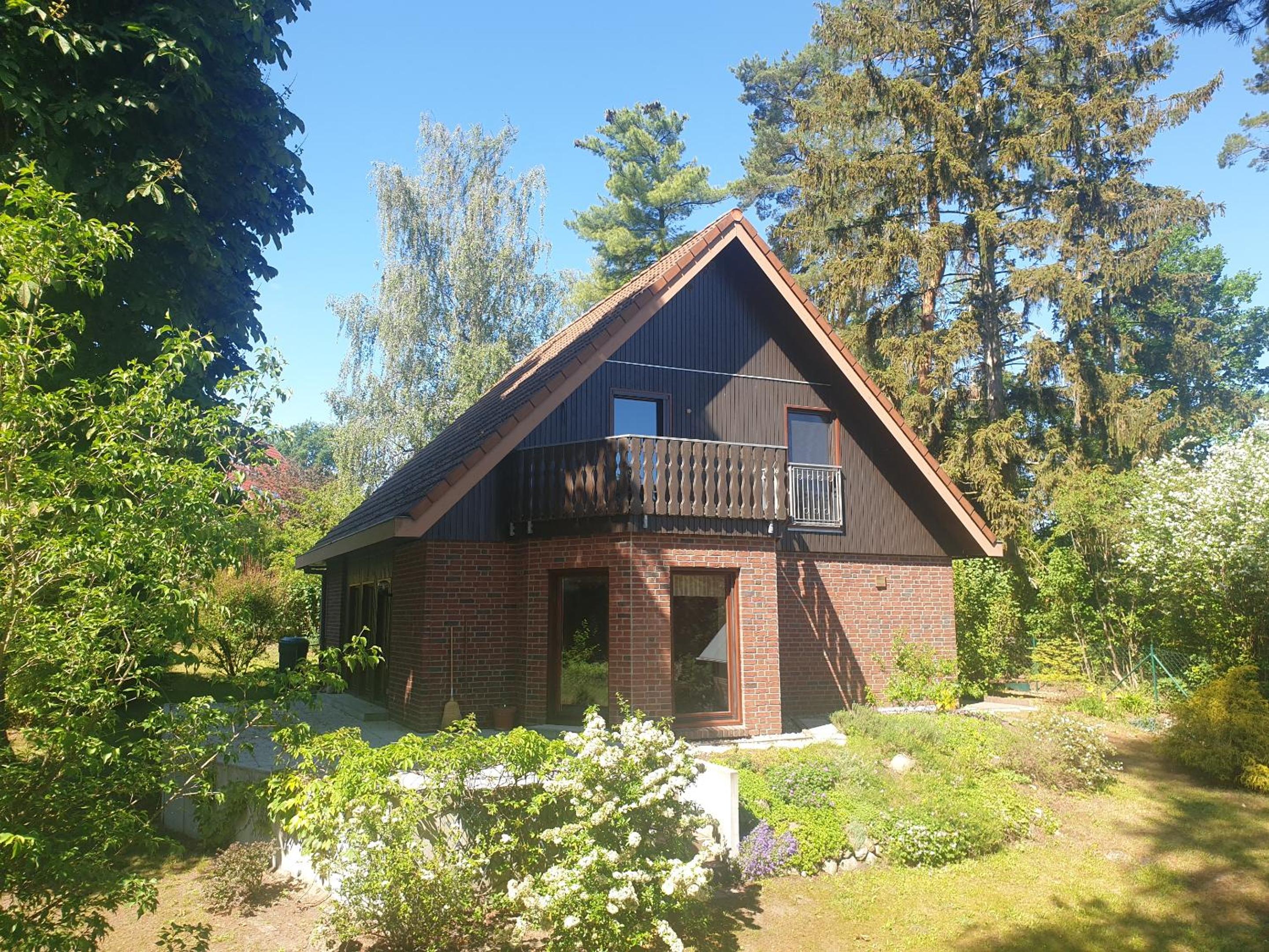 Martha - Ferienhaus, 3 Schlafzimmer, 2 bis 6 Personen, S-Bahn nach Berlin, Strausseenähe, ruhige Lage - main view
