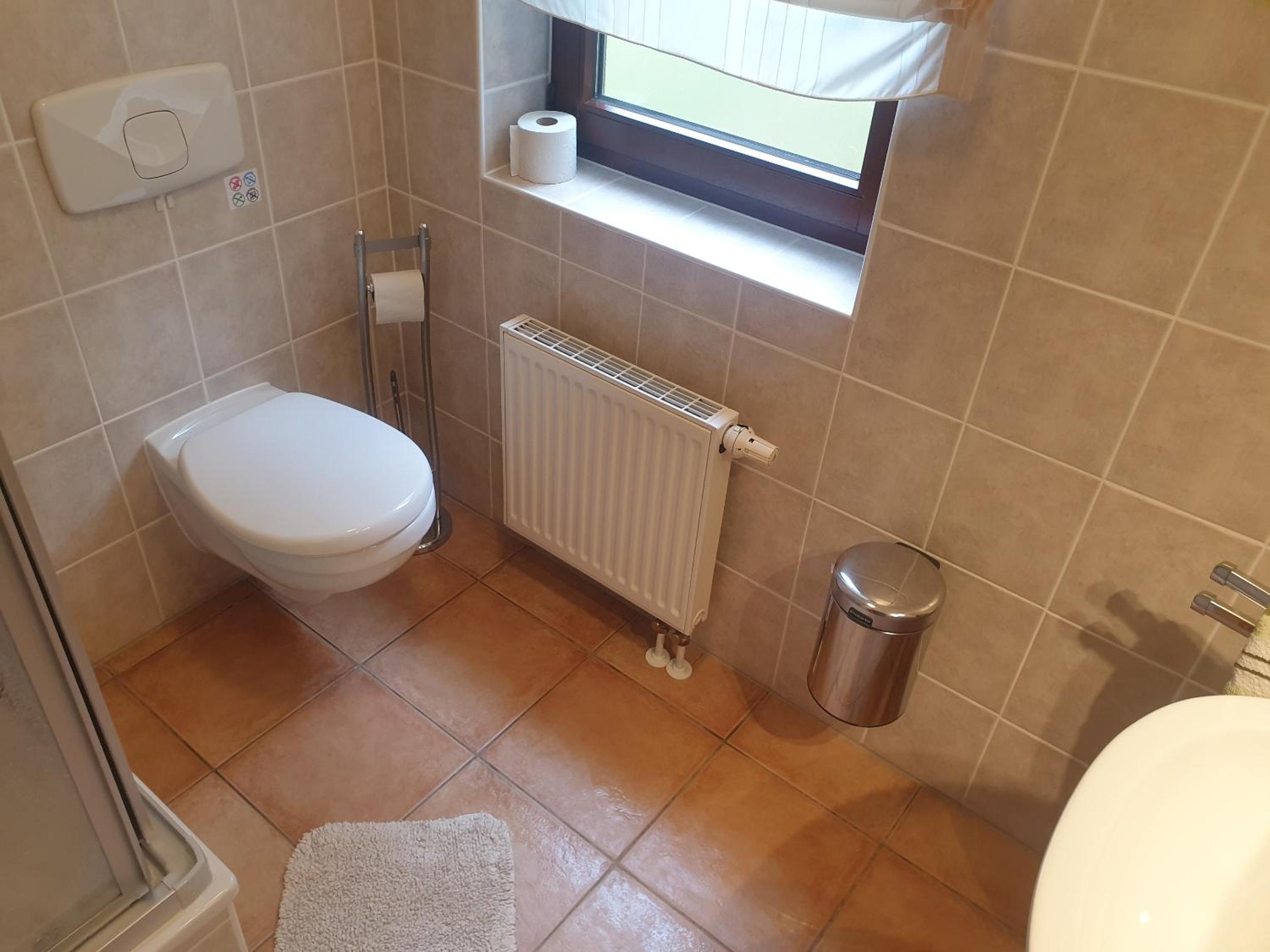 Martha - Ferienhaus, 3 Schlafzimmer, 2 bis 6 Personen, S-Bahn nach Berlin, Strausseenähe, ruhige Lage view 4