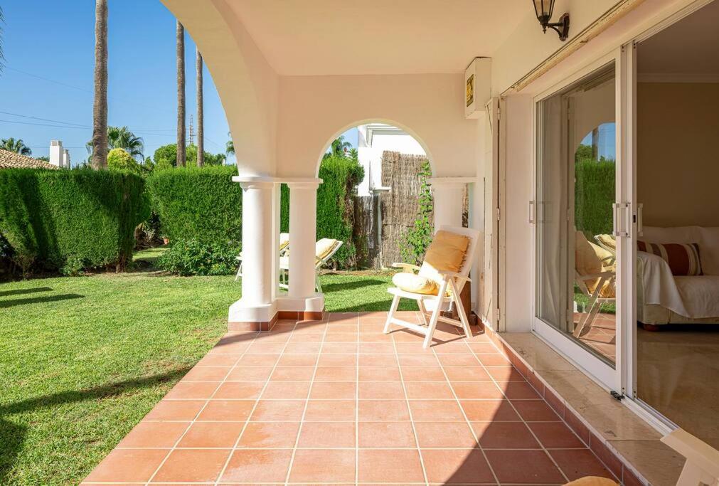 Spacious White Spanish Style House with Sea Views