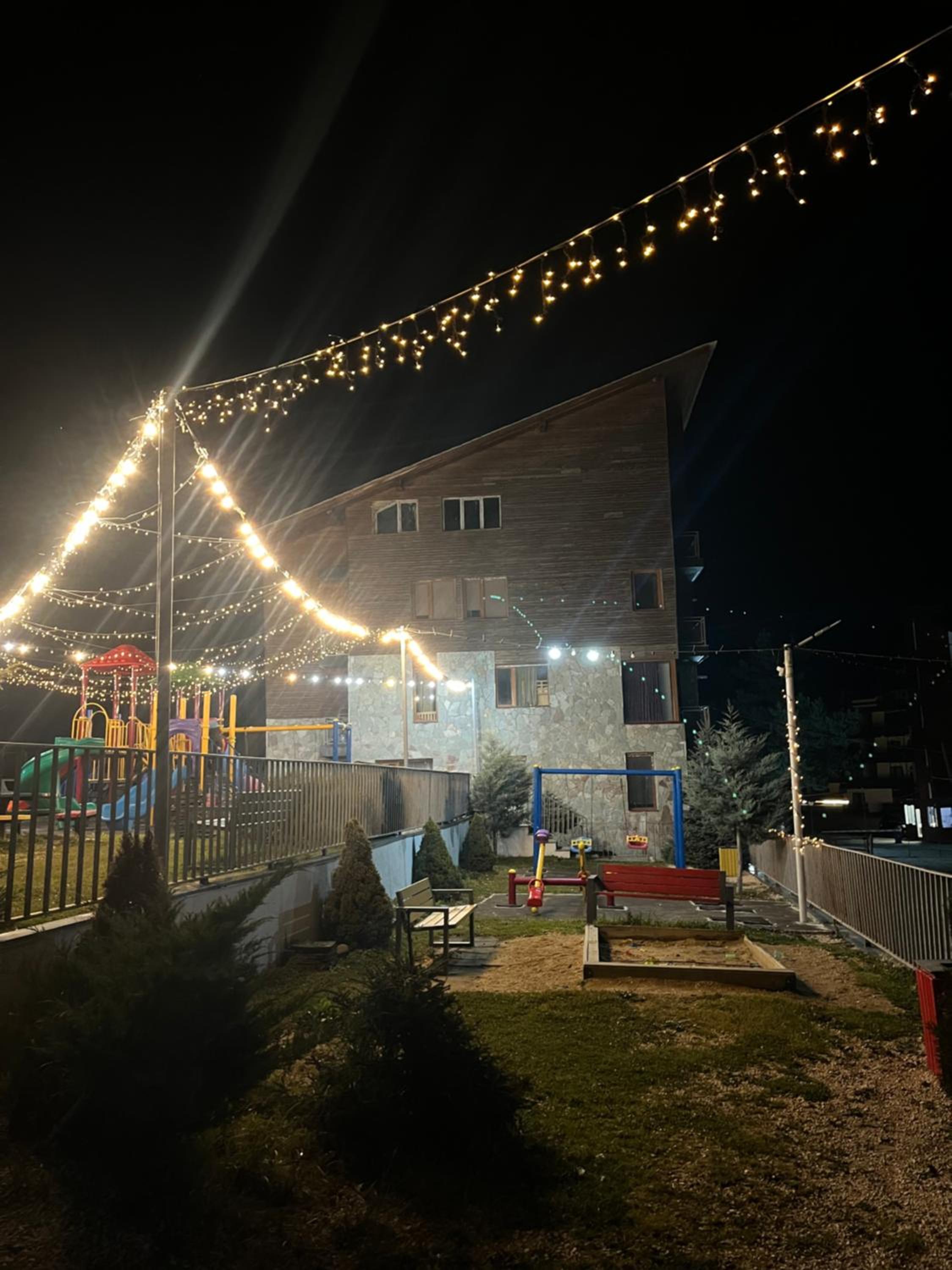 Photo 19
