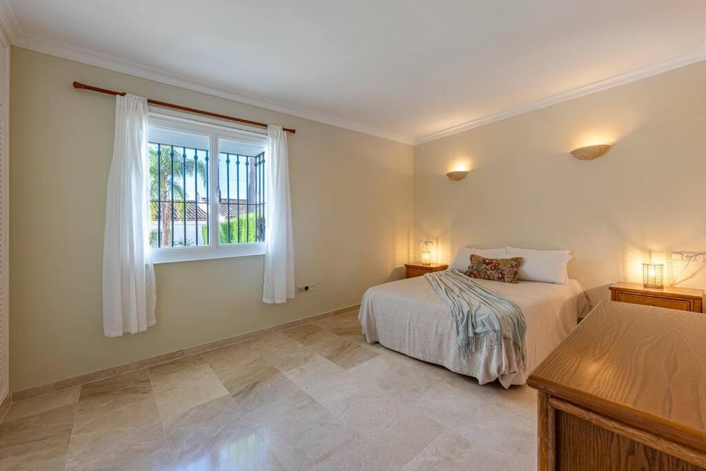 Spacious White Spanish Style House with Sea Views