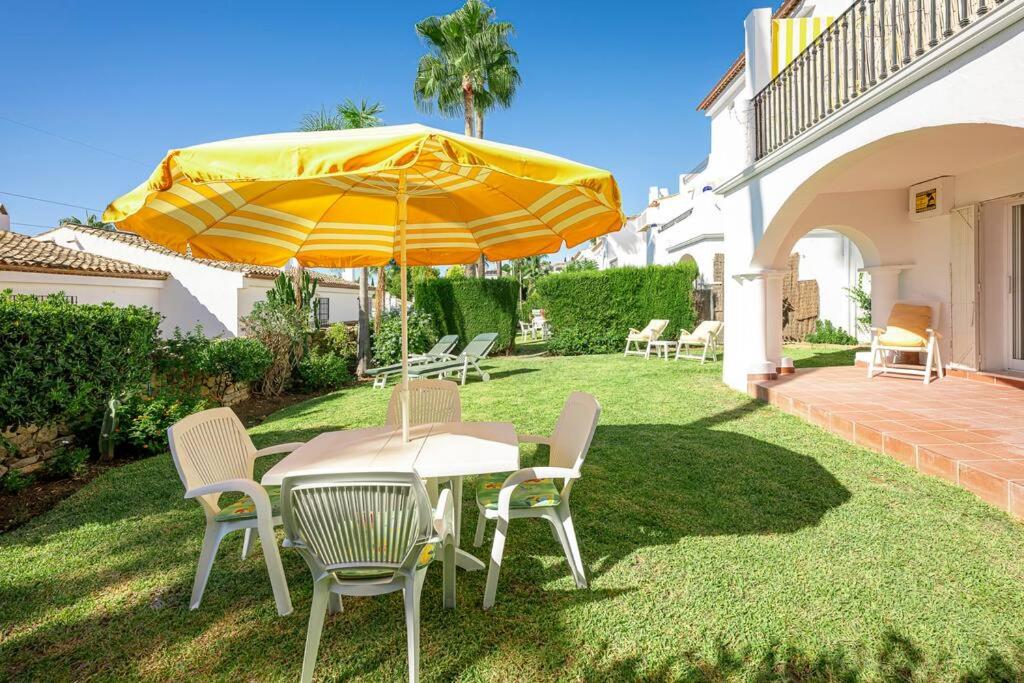 Spacious White Spanish Style House with Sea Views