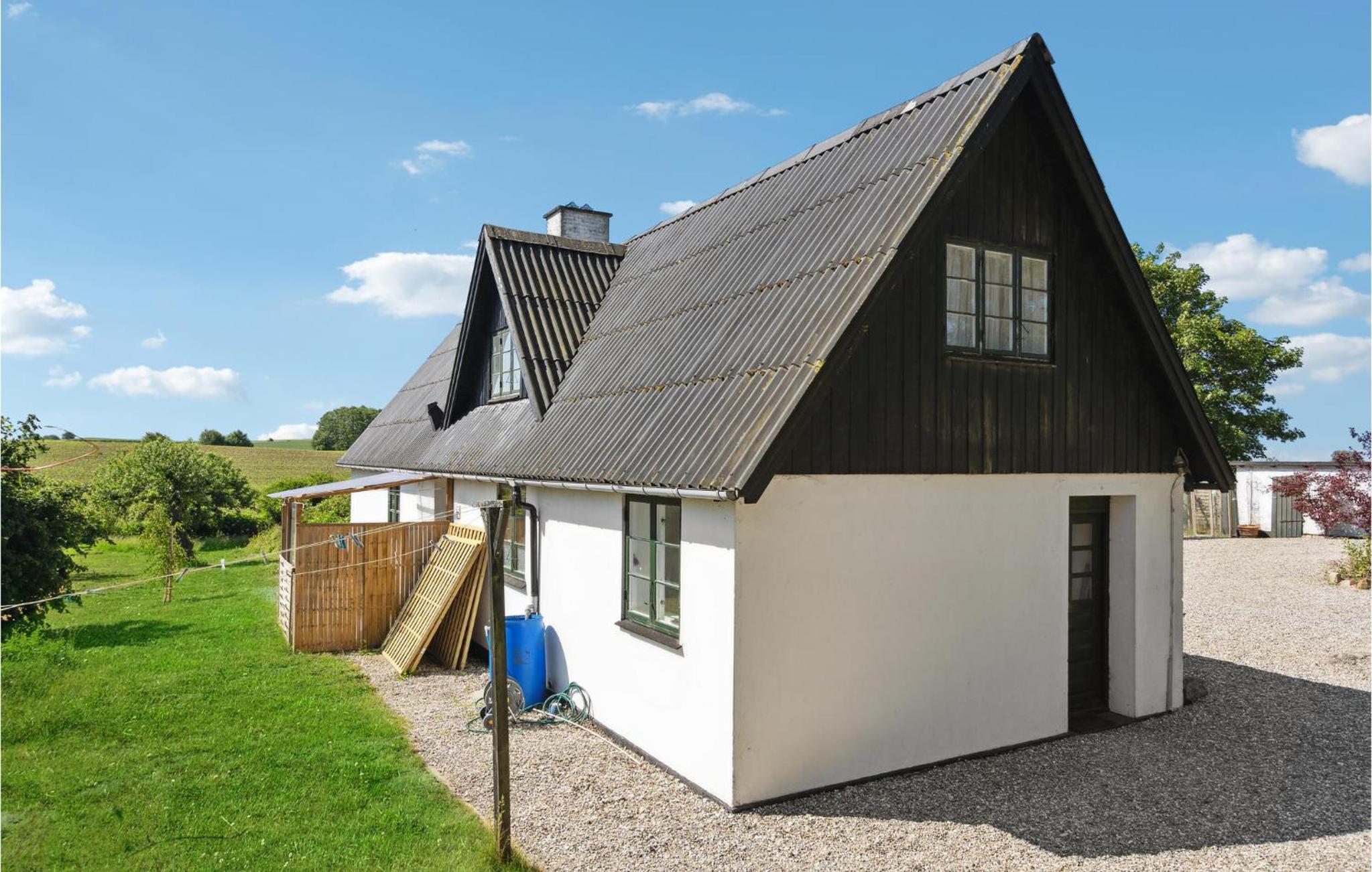 Beautiful Home In Lundby With Wifi