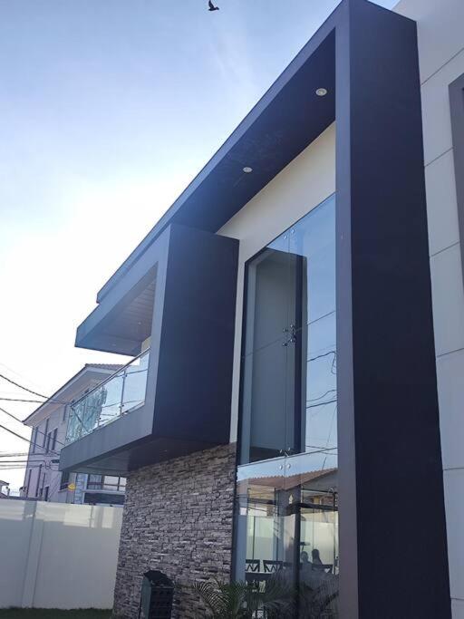Casa cómoda en zona residencial