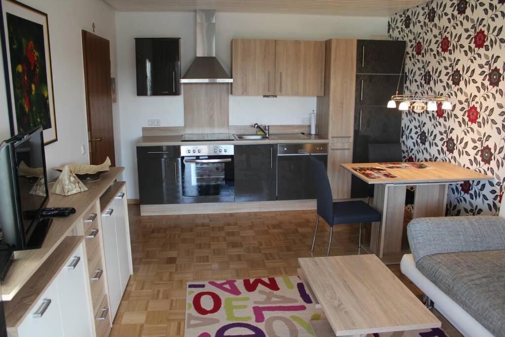 Roth Apartment