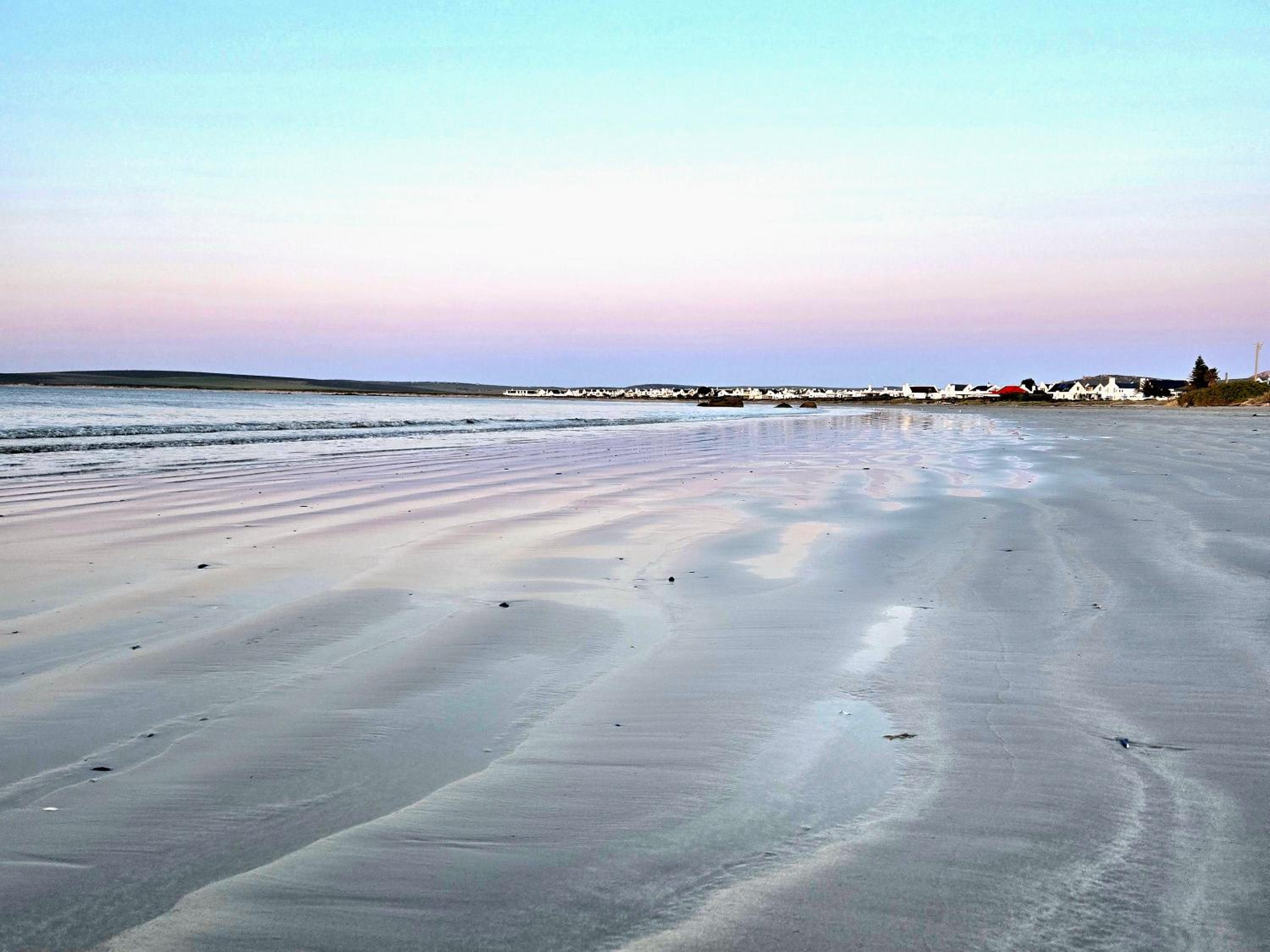 Flamink Beach View Cottage in Paternoster view 3
