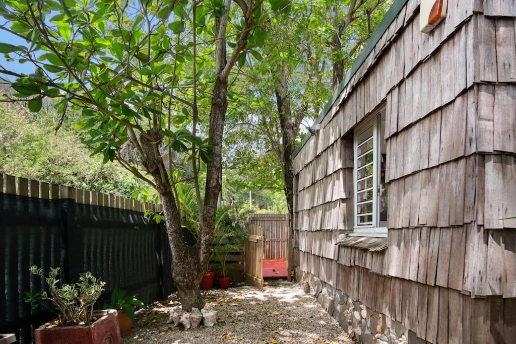 Bungalow Les Beaux Arts view 3