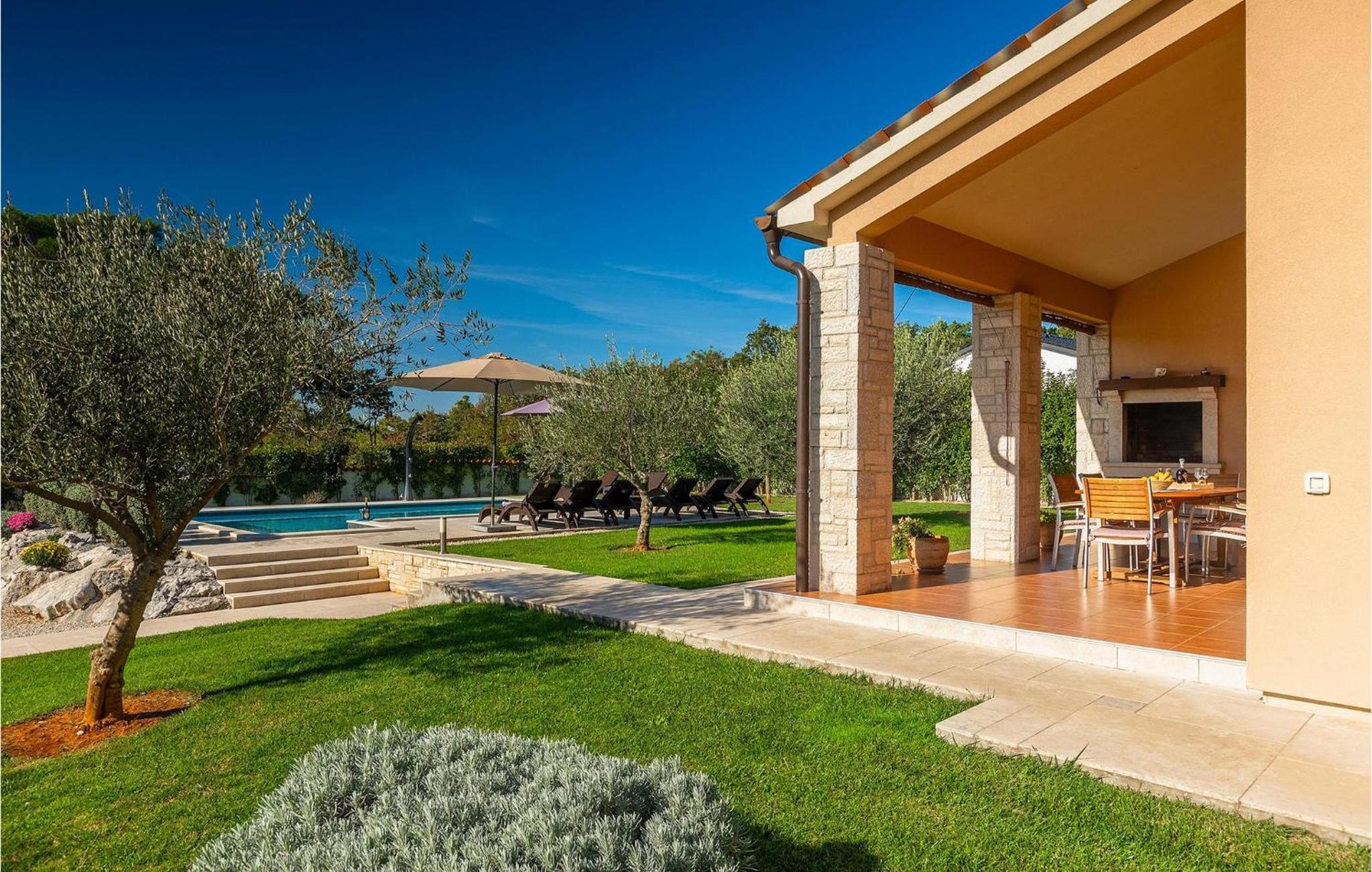 Villa Tina Barban view 3