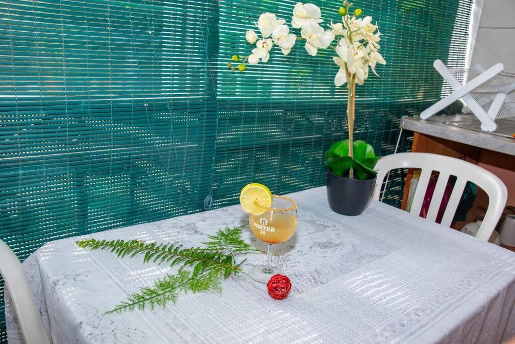 Studio privé climatisé en bas de villa view 5