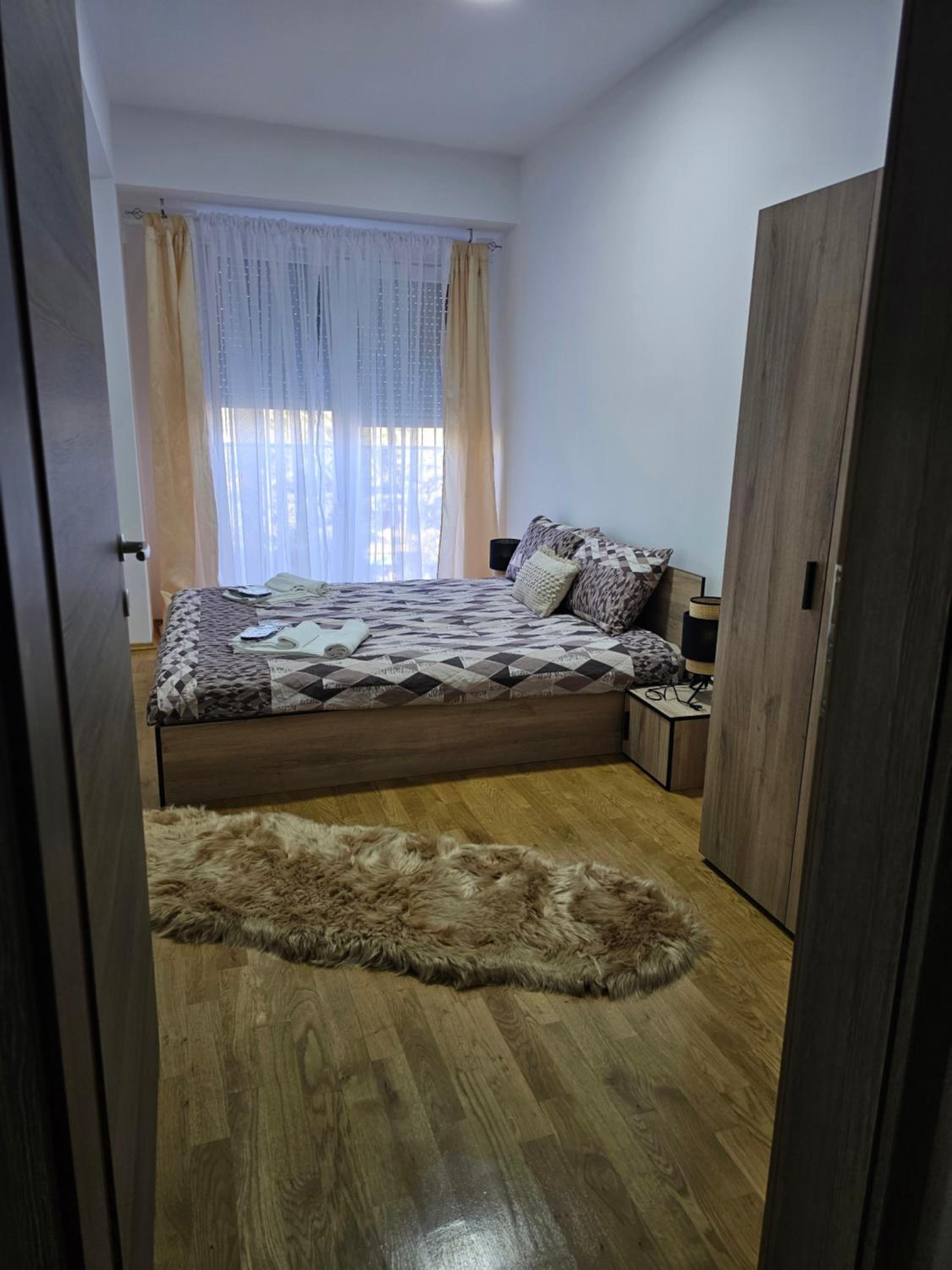Damast Lux apartments 21 view 2