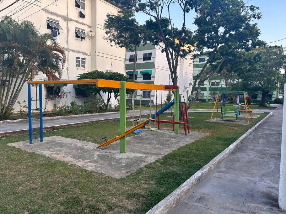 Apto Confortável na Paralela próximo São Rafael e CAB, UNIFACS e Wet Wild